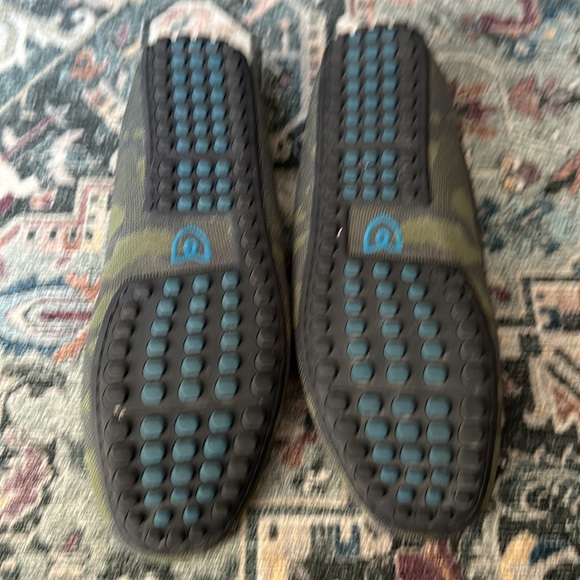 Men’s Rothy’s Driving Loafers - Picture 4 of 6